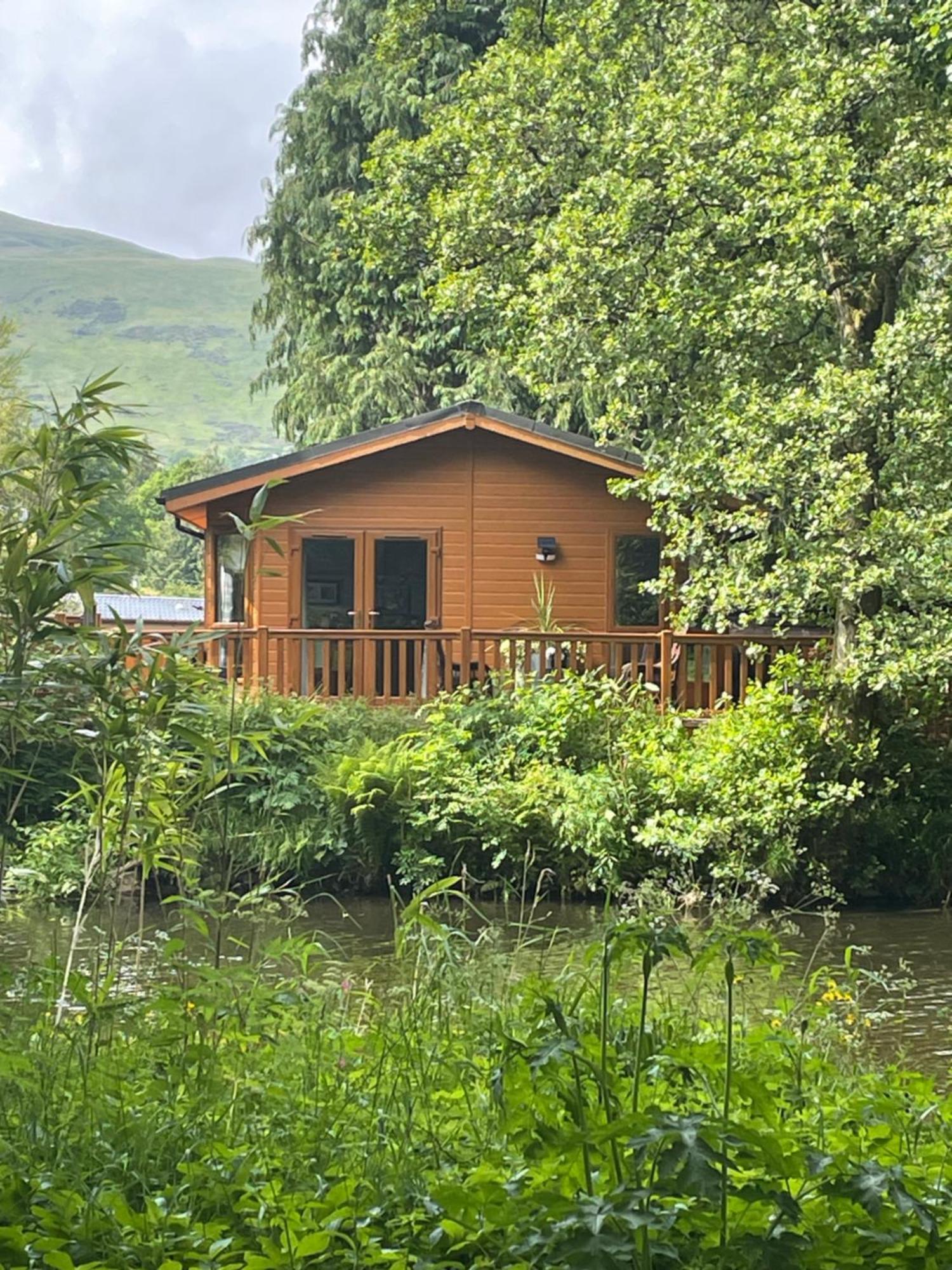 Riverbank Lodge Dollar Екстер'єр фото